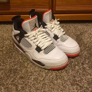 Jordan 4 Flight Nostalgia. Size U.S. 10.5
